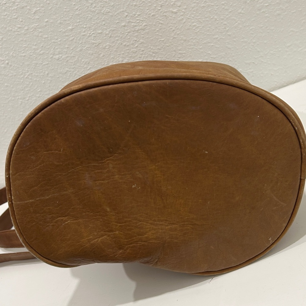 Boulder Ridge Chestnut Leather Backpack - Picture 8 of 14